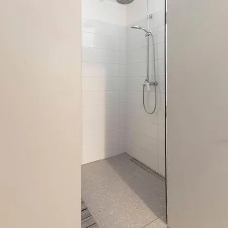 Hisa Hortenzija - And Ljubljana