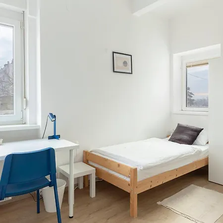 Apartment Hisa Hortenzija - And