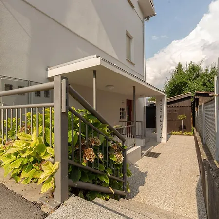 Hisa Hortenzija - And Apartment