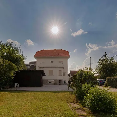 Hisa Hortenzija - And * Lublaň