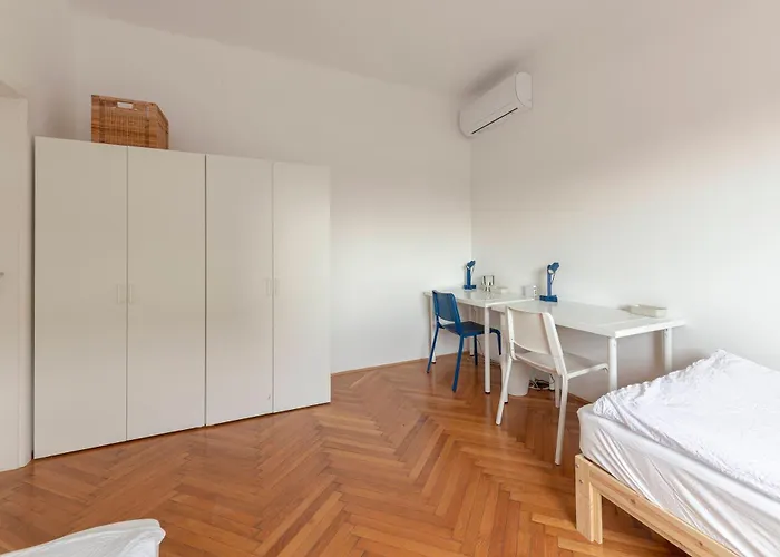 Hisa Hortenzija - And * Любляна