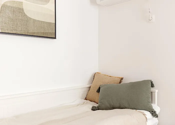 Hisa Hortenzija - And شقة