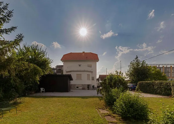 Hisa Hortenzija - And * Lublaň