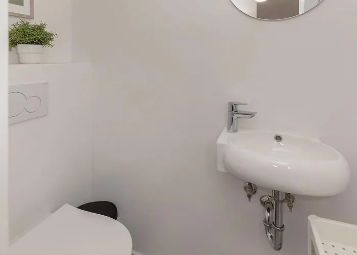 Hisa Hortenzija - And *