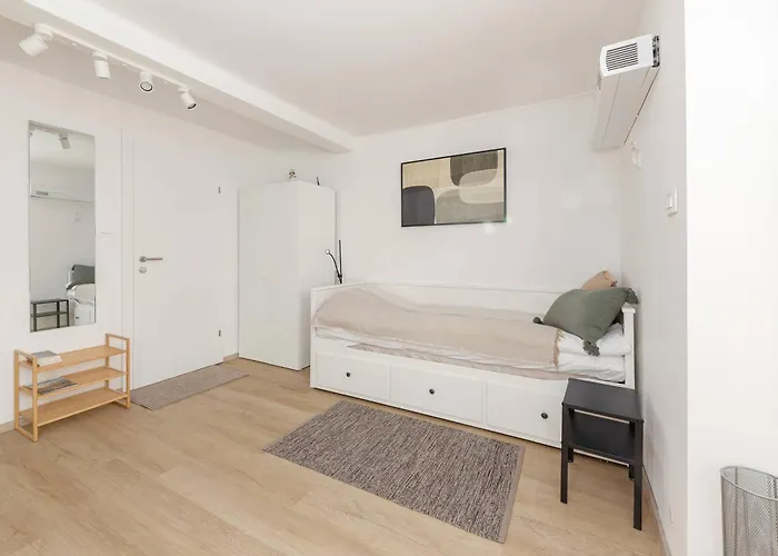 Hisa Hortenzija - And Λιουμπλιάνα